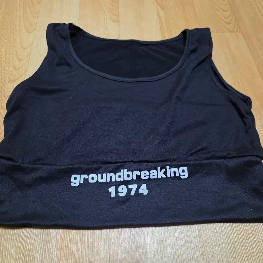 [BUNJANG] Women's Black Cropped Sleeveless Top (Used) / 여자 블랙 크롭 나시 여성 민소매 패드X(중고상품)