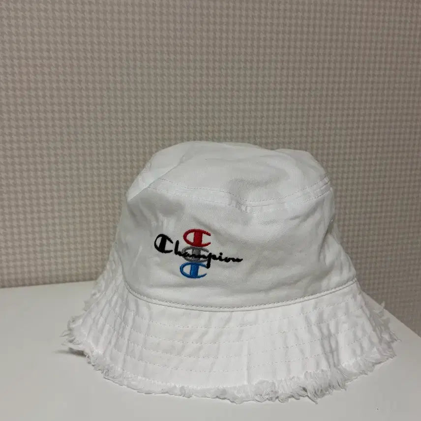 [BUNJANG] Champion Bucket Hat / 챔피온 버킷햇