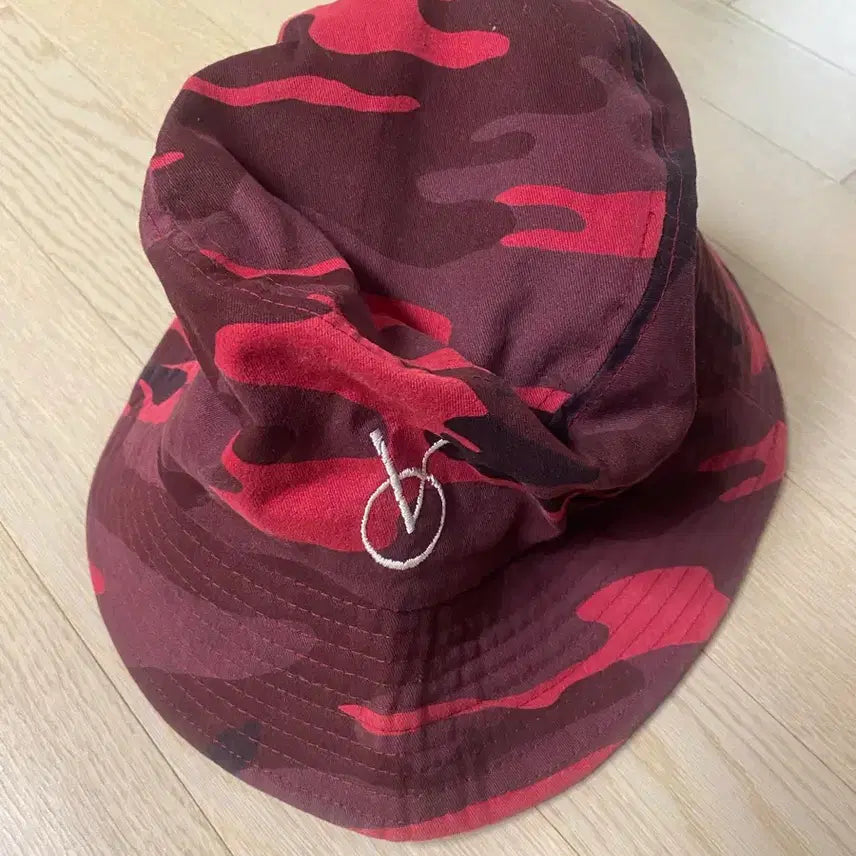 [BUNJANG] Vinsmoke Camo Bucket Hat Red / 빈스모크 카모 벙거지 모자 레드(free)