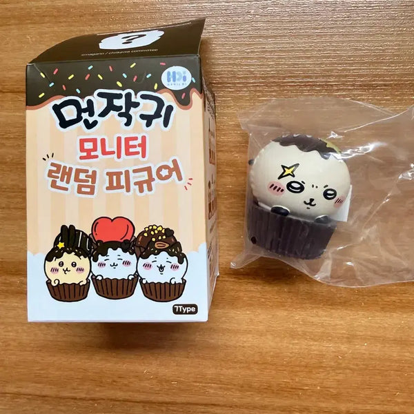 [BUNJANG] Monjakkui Monitor Figure (Sea Otter) / 먼작귀 모니터 랜덤 피규어_해달