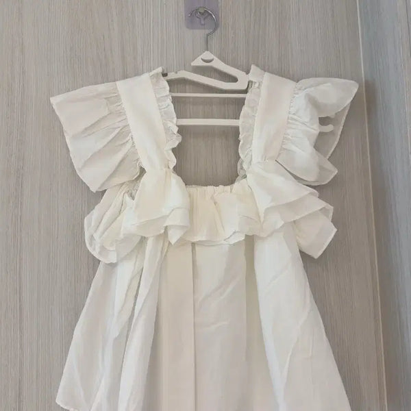 [BUNJANG] Women's White Frill Blouse / 여성 화이트 프릴 블라우스