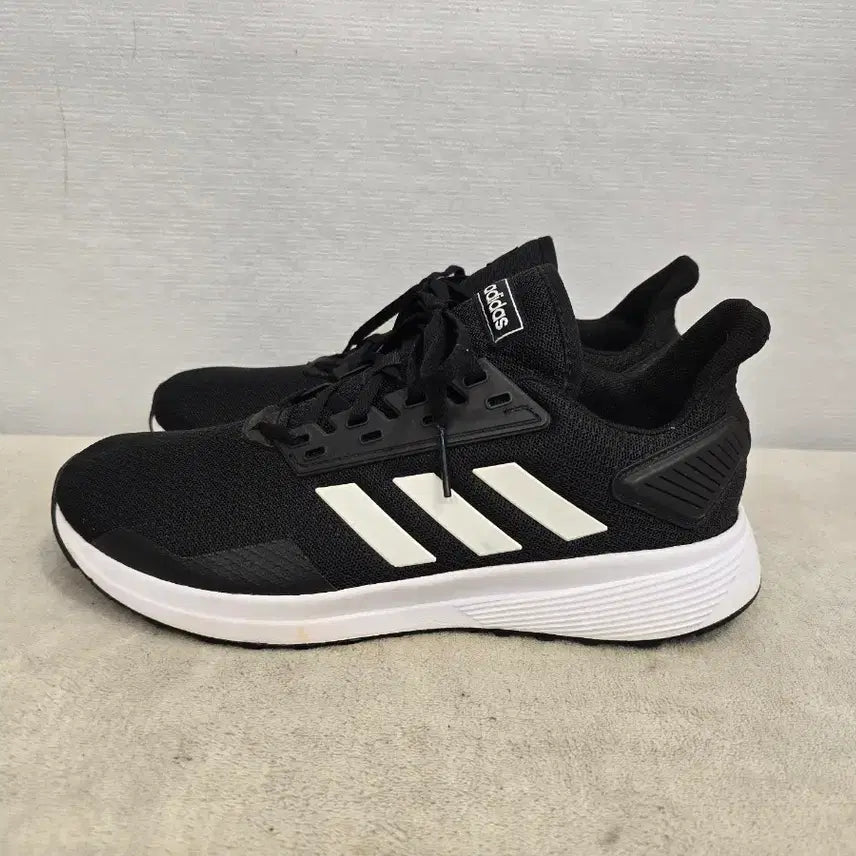 [BUNJANG] Adidas Duramo 9 Running Shoes Black 265 / 아디다스 무척가벼운 듀라모9 런닝화 운동화 265