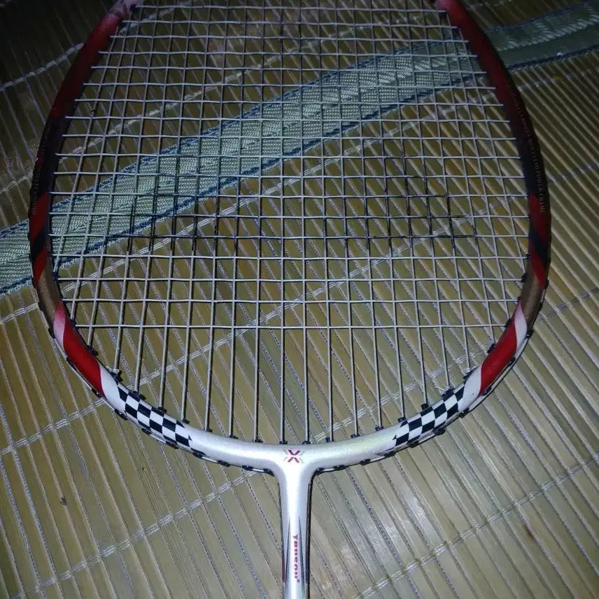[BUNJANG] Tennis Badminton Racquet (White/Red) / 테니스 배드민턴 라켓 (화이트/레드)