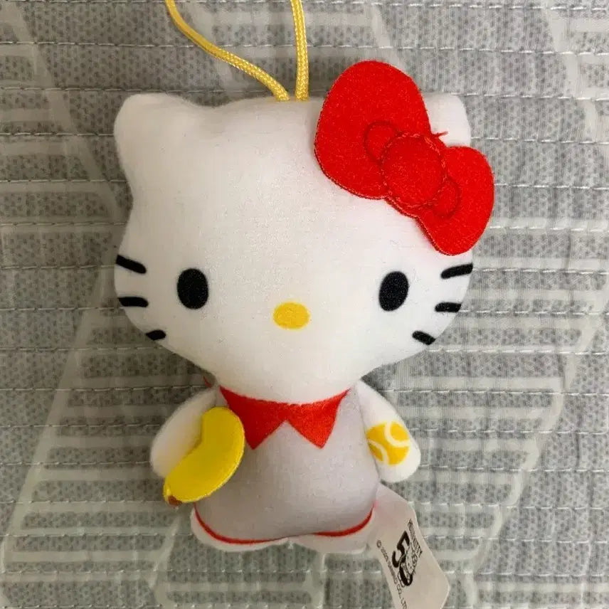 [BUNJANG] Sanrio Hello Kitty 50th Anniversary McDonald's Gift Tennis Doll / 산리오 헬로키티 50주년 맥도날드 기프트 테니스 인형