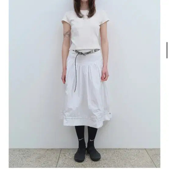 [BUNJANG] Miloumon Wave Mesh Short-Sleeve T-Shirt / 밀로우먼 웨이브 메쉬 반팔 티