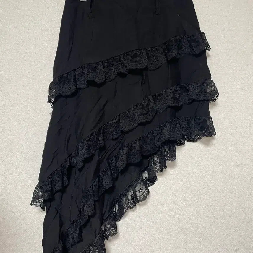 [BUNJANG] Black Lace Frill Skirt / 블랙 레이스 프릴 스커트