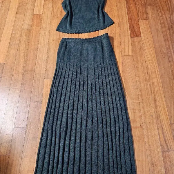 [BUNJANG] Handmade Knitted Two-Piece Set - Deep Green / 핸드메이드 손뜨개 최고급 투피스