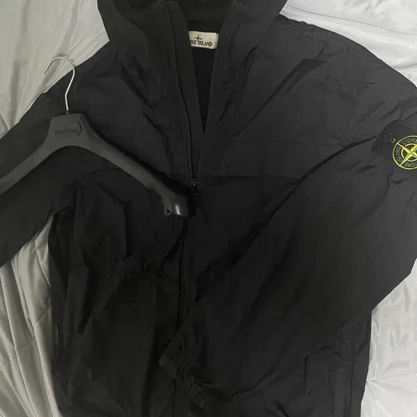 [BUNJANG] Stone Island 24SS Crinkle Labs Jacket Black / [L] 24ss 스톤아일랜드 크링클랩스 바람막이 블랙
