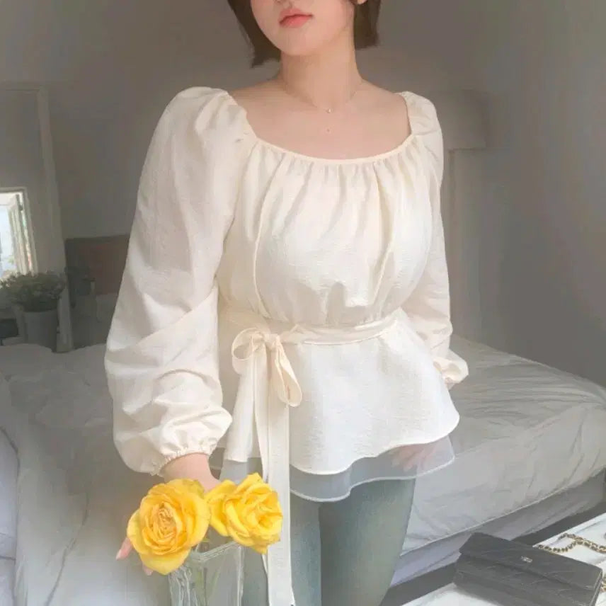 [BUNJANG] Richmood Square Neck Blouse Cream Beige / (1/66~88)리치무드 여성 스퀘어넥 블라우스
