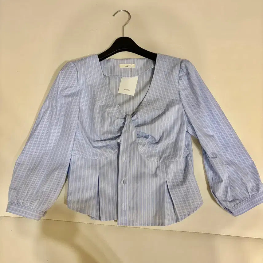 [BUNJANG] Sober Shop Berin Blouse / 소버샵 베린 블라우스