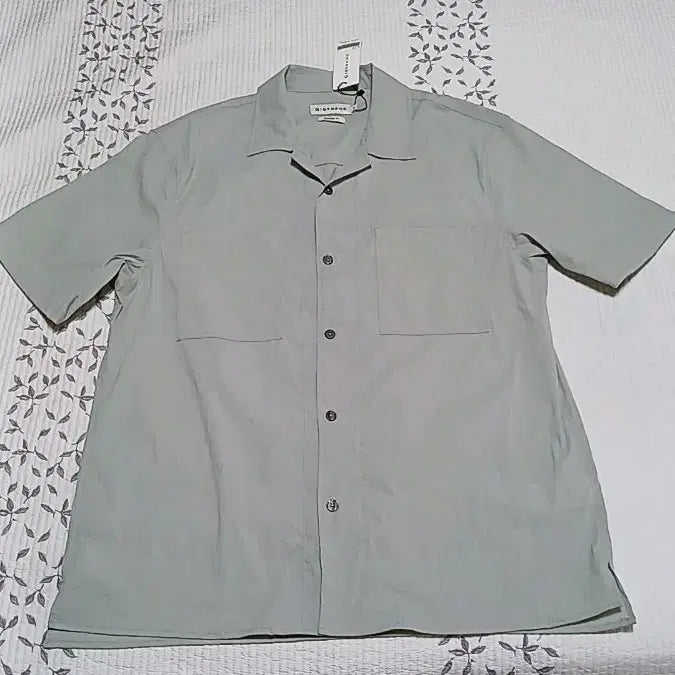 [BUNJANG] Giordano Nylon Short Sleeve Shirt Size 105 / 지오다노 얇은나일론 반팔셔츠 실측105 가슴59 기장77