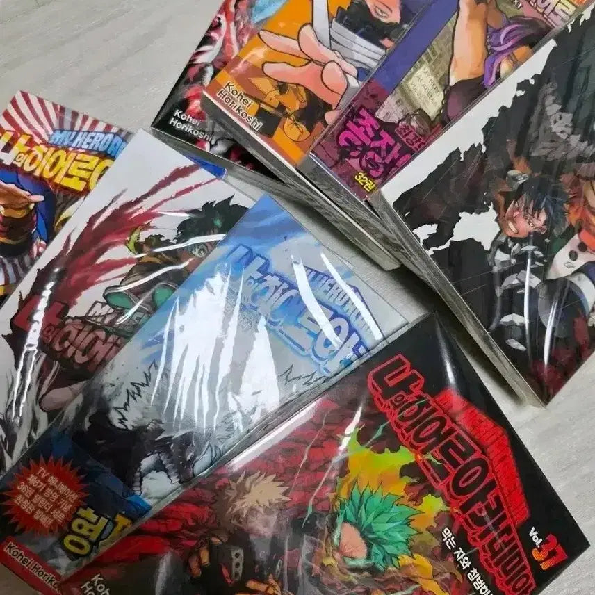 [BUNJANG] My Hero Academia Manga Volumes 18, 23, 32-37 Bundle Set / 나의 히어로 아카데미아 18, 23, 32~37 일괄