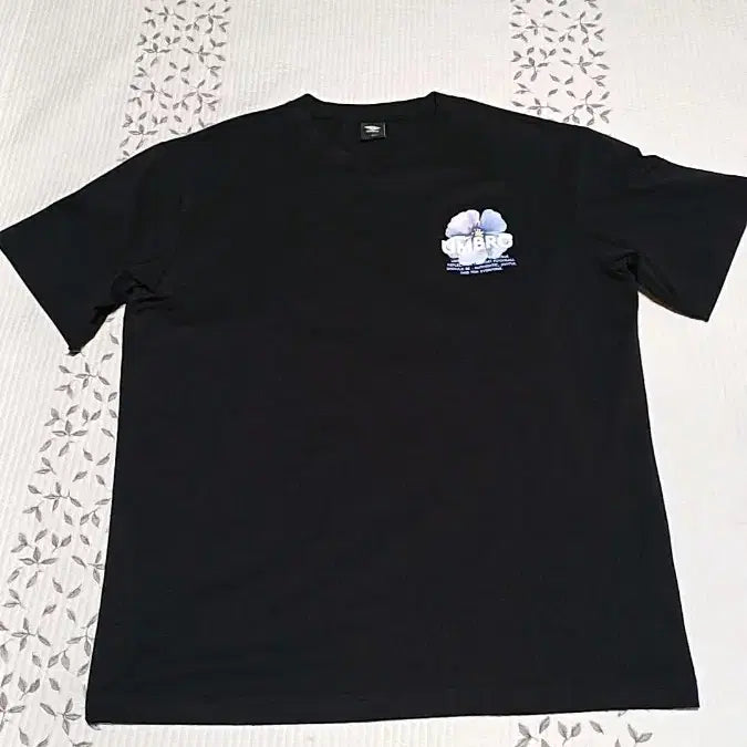 [BUNJANG] Umbro Cotton T-shirt - Size 110 (XL) / 엄브로 반팔 실측110 가슴58 기장74