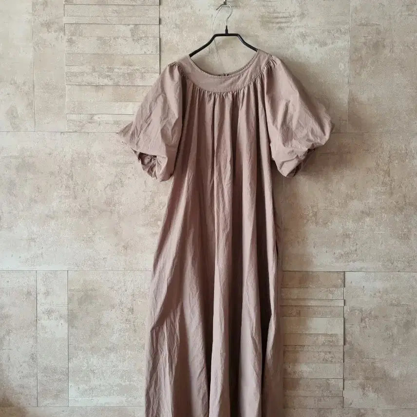 [BUNJANG] Shirring Puff Sleeve Long Dress / 샤링 가득 퍼프 원핏