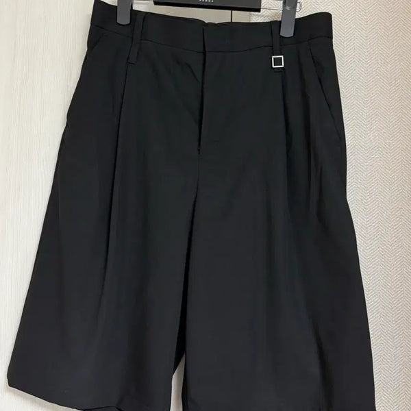 [BUNJANG] Wooyoungmi 25SS Wool Bermuda Pants Black / (48) 25ss 우영미 울 버뮤다 팬츠 블랙
