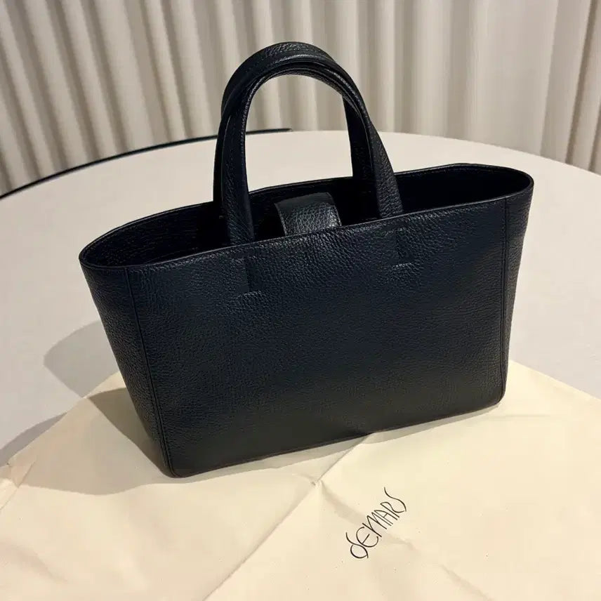 [BUNJANG] Demas Boat Bag / 드마스 보트백