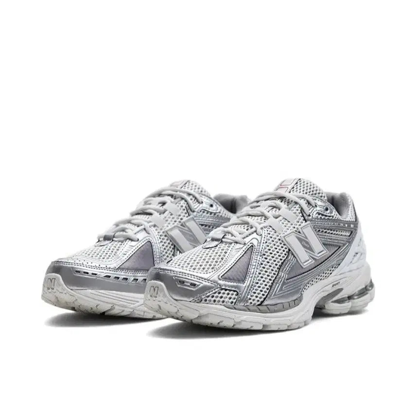 [BUNJANG] New Balance 1906R Urban Core Silver Running Shoes / 뉴발란스 1906R 어반코어 실버 (255) 새상품