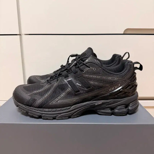 [BUNJANG] New Balance U1906RNB Sneakers / 뉴발란스 U1906RNB