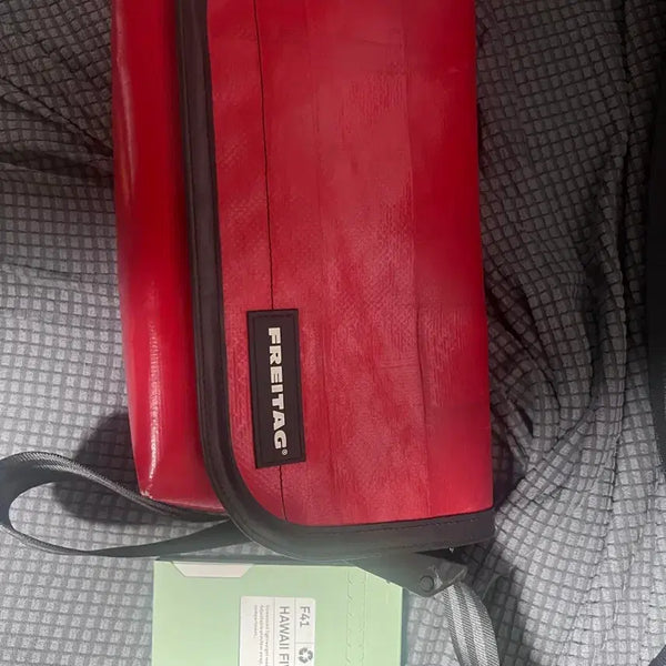 [BUNJANG] Freitag Hawaii Five-O Crossbody Bag Red / 프라이탁 하와이파이브오