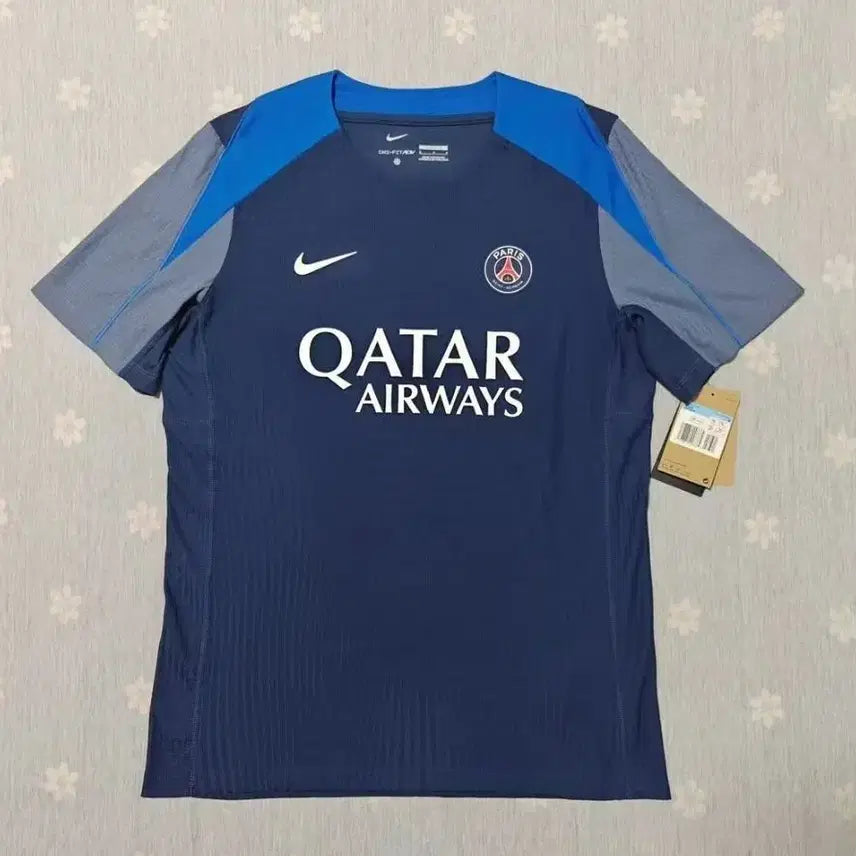 [BUNJANG] Nike Paris Saint-Germain 24-25 Dri-FIT ADV Authentic Training Short Sleeve Jersey / [해외직구] NIKE나이키 24-25파리생제르망 PSG Dri-FIT ADV 어센틱 트레이닝 반팔