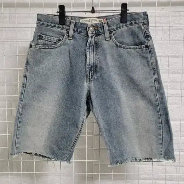 [BUNJANG] Levi's 567 Loose Bootcut Denim Shorts / 리바이스 567 데님 팬츠 반바지 28