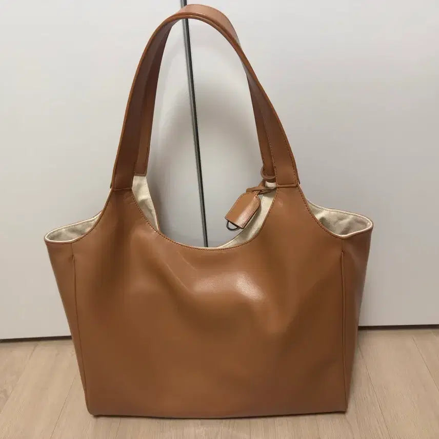 [BUNJANG] Yuje Liber Bag L / 유제 리베르백 L