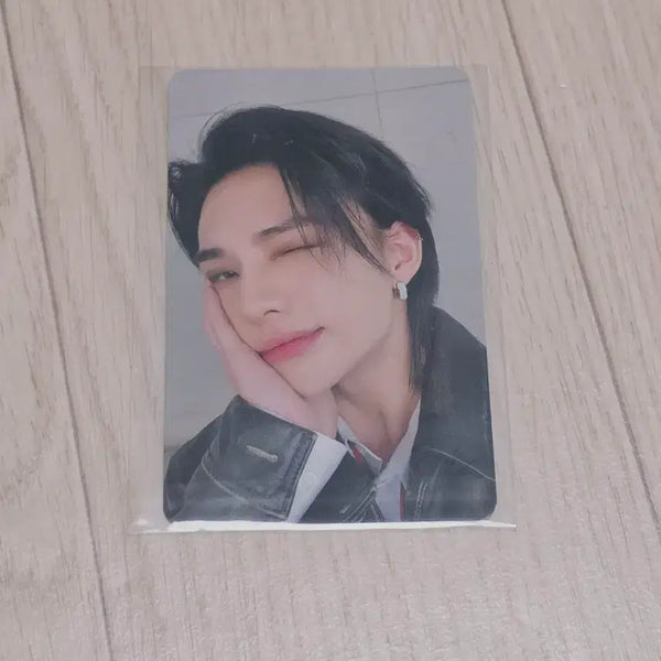 [BUNJANG] Stray Kids Social Path Tower Records Lucky Draw Hyunjin Photocard / 스트레이키즈 Social Path 소셜패스 타워레코드 럭키드로우 현진 포카