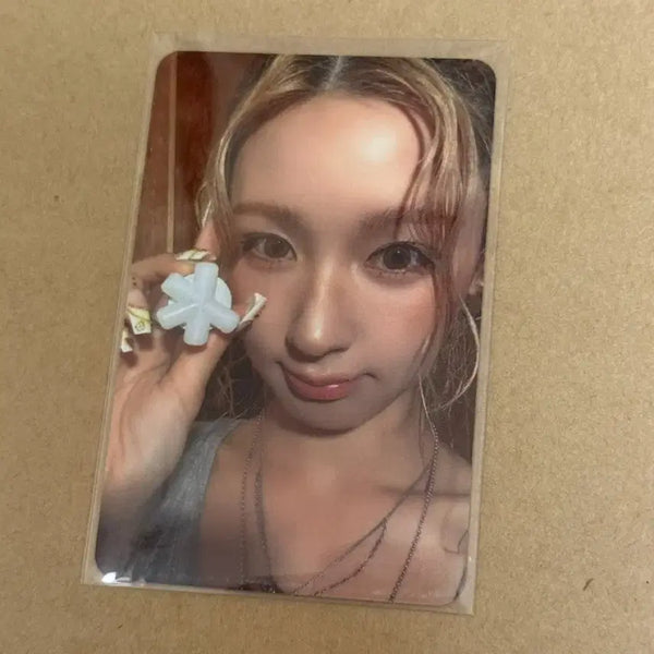 [BUNJANG] Gidle (G)I-DLE Miyeon Gimme Dat Love Official Photocard / 아이들 we made 미연 공방포카 공방 포카 포토카드 Gimme Dat Love