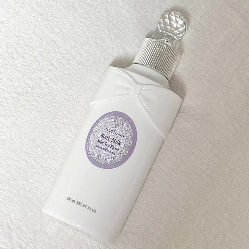 [BUNJANG] Jill Stuart Milk Tea Blend Body Milk 250ml (Sealed) / [미개봉 미사용 새상품] 질스튜어트 밀크티 블렌드 바디 밀크 250ml