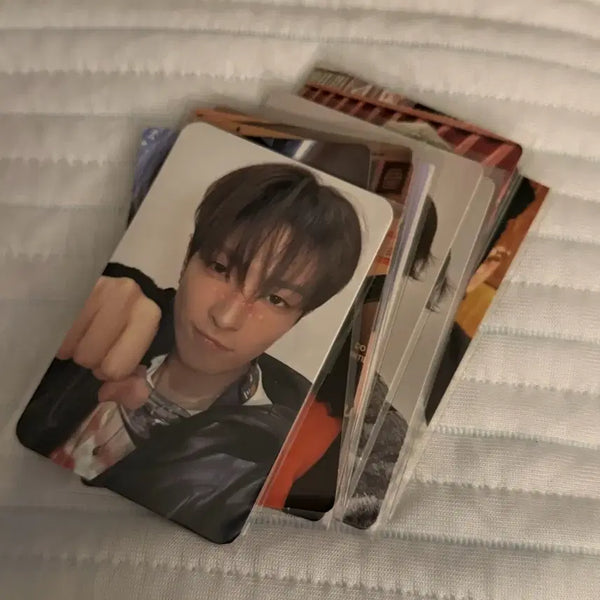 [BUNJANG] ATEEZ Hongjoong Bundle Set Photocard (14) / 에이티즈 홍중 포카 일괄 14장