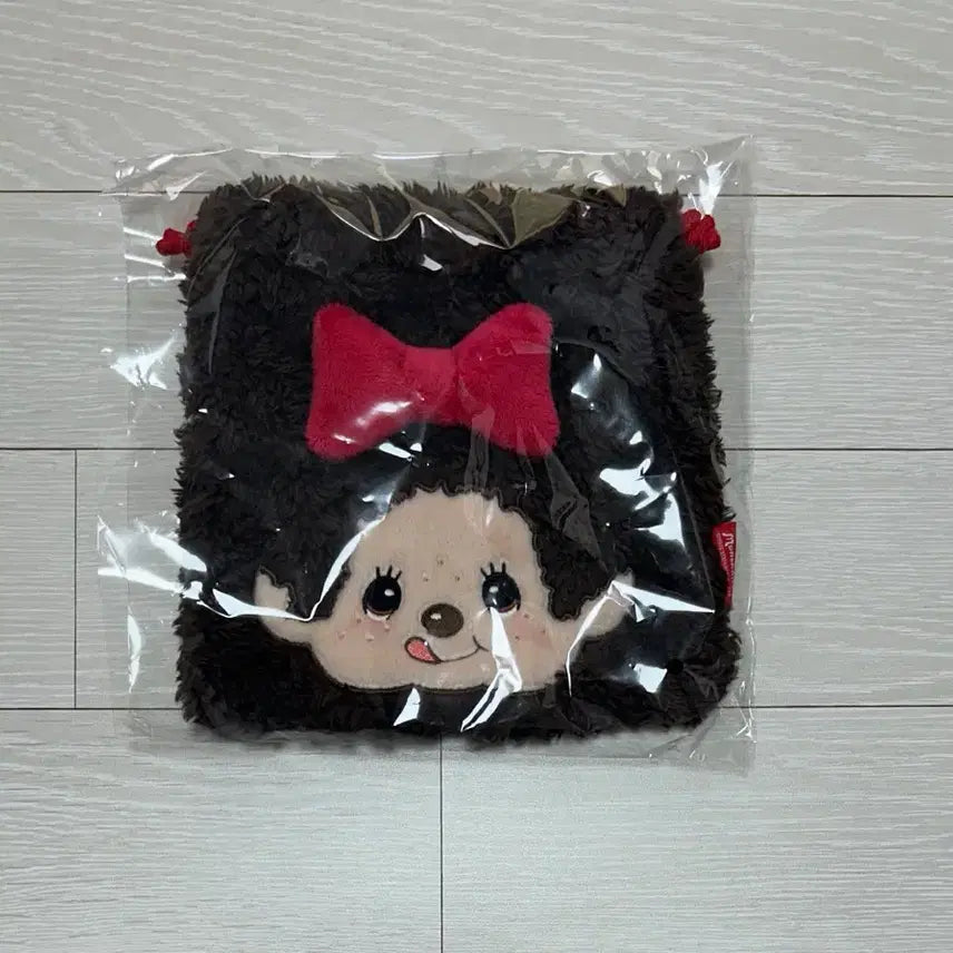 [BUNJANG] Monchhichi X Illiyoon Face Pouch / 몬치치 일리윤 얼굴 파우치