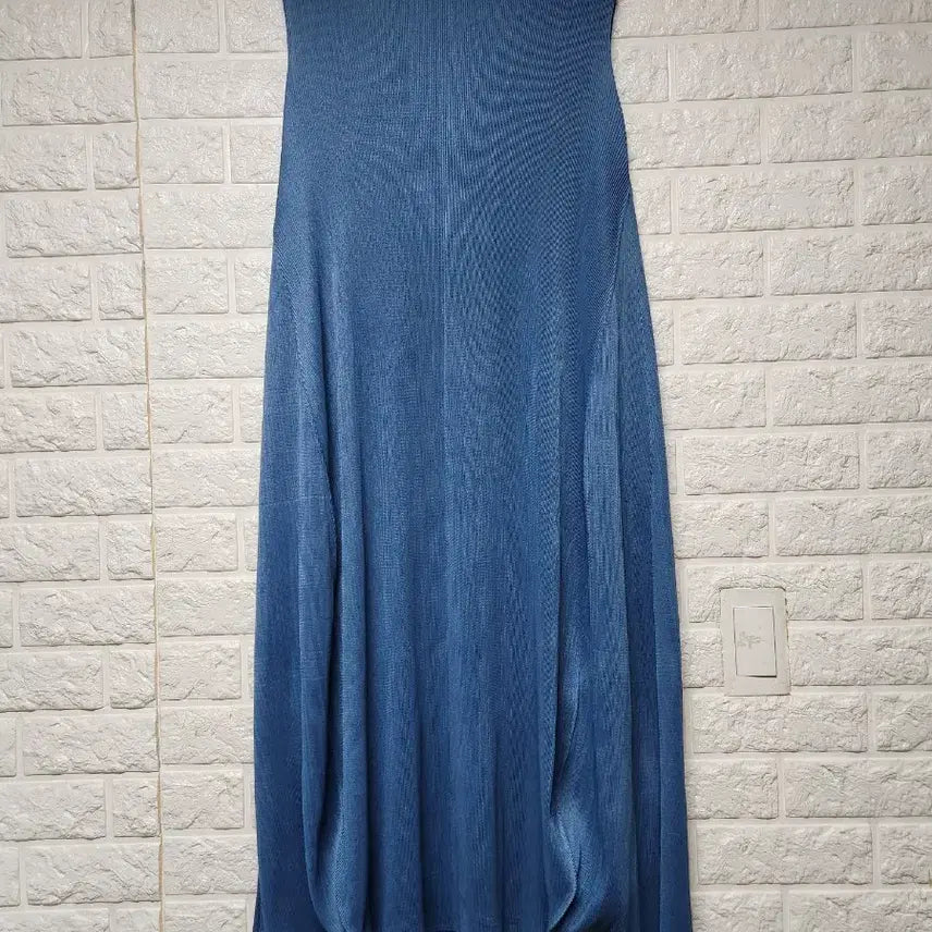 [BUNJANG] Pleated Sleeveless Maxi Dress - Blue / 플리츠 민소매 원피스 블루