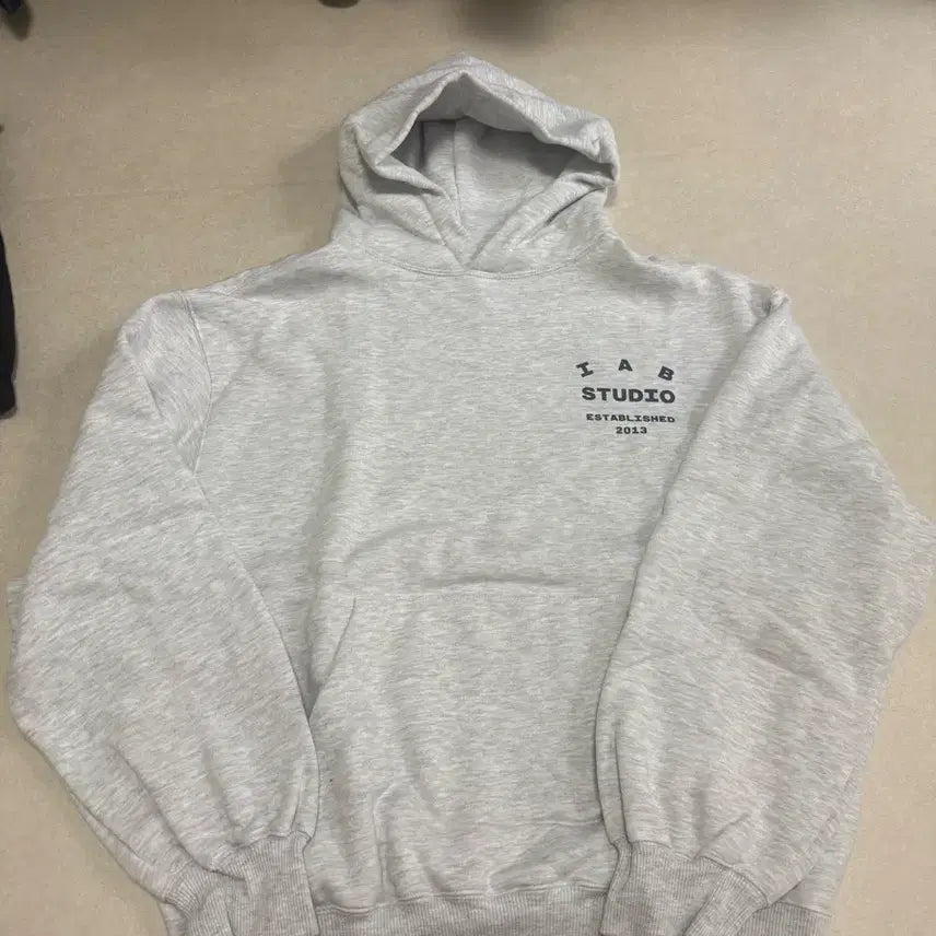 [BUNJANG] IAB Studio 25 Hoodie Light Gray Navy / 아이앱 스튜디오 25 후드 라이트 그레이 네이비