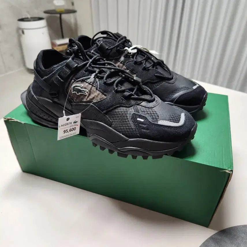 [BUNJANG] Lacoste L-Guard Breaker Textile Suede Sneakers Black 270 / [270] 라코스테 L-가드 브레이커 텍스타일 스웨이드 스니커즈 새제품