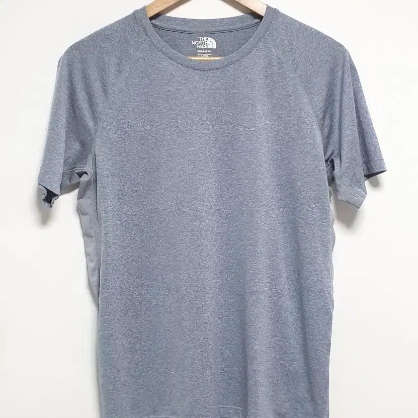 [BUNJANG] The North Face Regular Fit Functional T-Shirt Gray Size 100 / 노스페이스 레귤러핏 기능성 반팔티 그레이 100사이즈