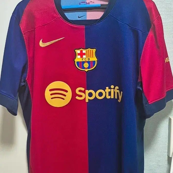 [BUNJANG] Barcelona 24-25 Football Jersey - Medium / 바르셀로나 24-25 유니폼 M