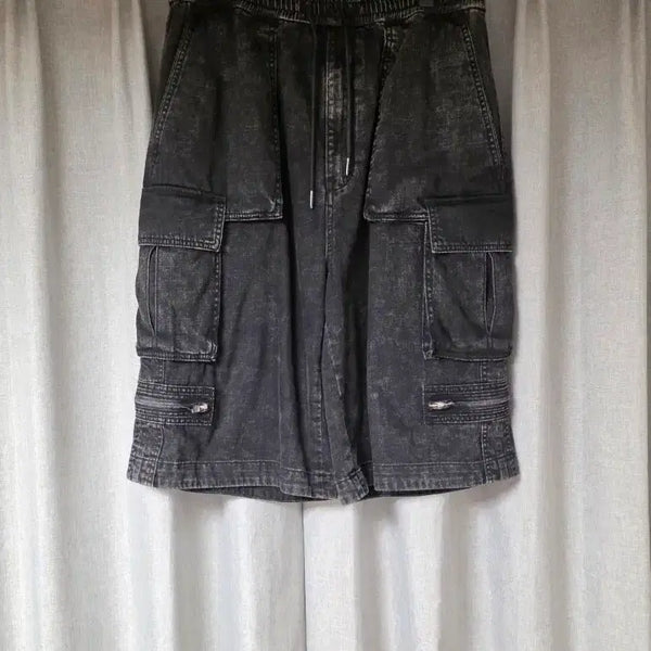 [BUNJANG] Juun.J Black Denim Cargo Shorts Size 48 / 준지 흑청 데님 카고 쇼츠 48