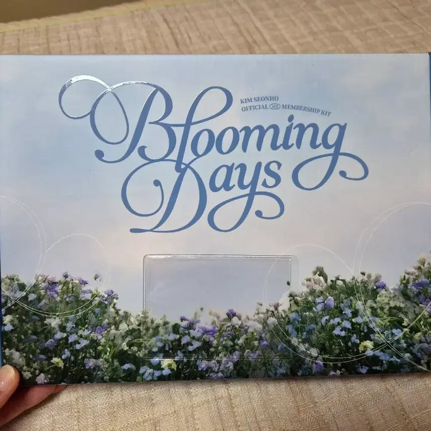 [BUNJANG] Kim Seon Ho Official Membership Goods Blooming Days Set / [새제품] 김선호 공식멤버쉽 굿즈