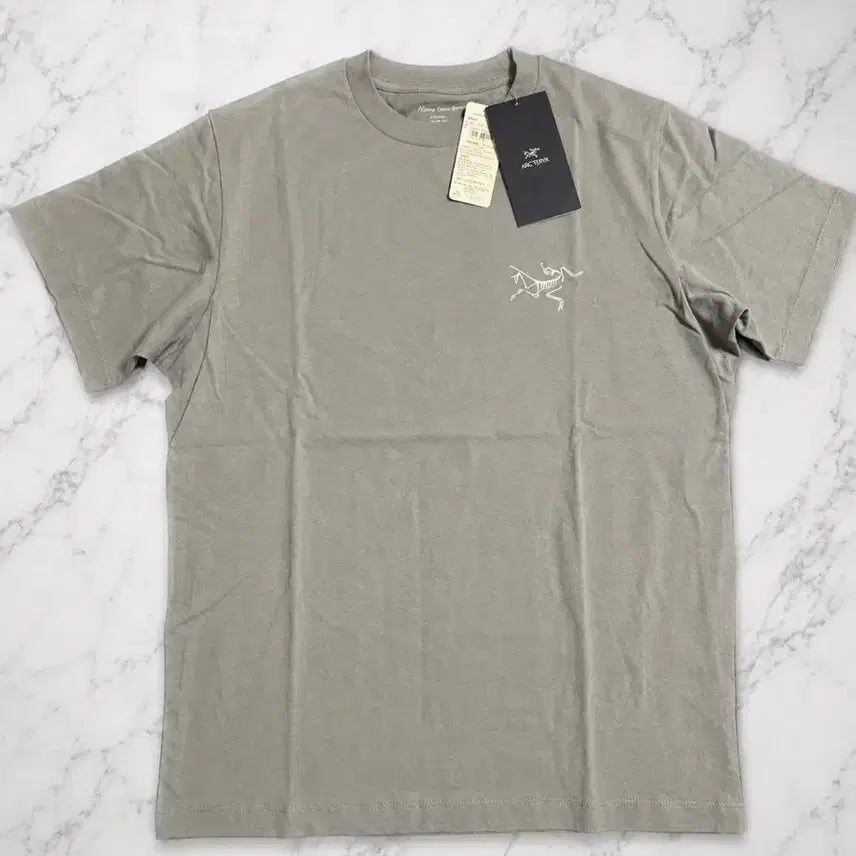 [BUNJANG] Arc'teryx Khaki Short-Sleeve T-Shirt / 아크테릭스 반팔 티셔츠 카키색