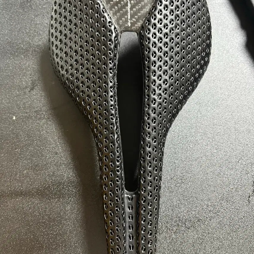 [BUNJANG] RYET 3D Full Carbon Saddle / RYET 3D 풀카본 안장