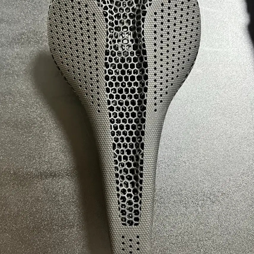[BUNJANG] RYET Specialized Romin Shape Saddle / RYET 습샬 로민 쉐입 카피 안장 팝니다