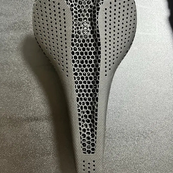 [BUNJANG] RYET Specialized Romin Shape Saddle / RYET 습샬 로민 쉐입 카피 안장 팝니다
