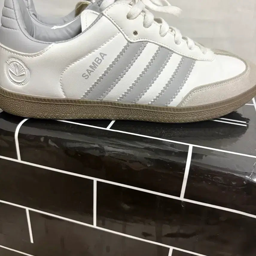 [BUNJANG] Adidas Samba White Grey / 아디다스 삼바 화이트 그레이 255