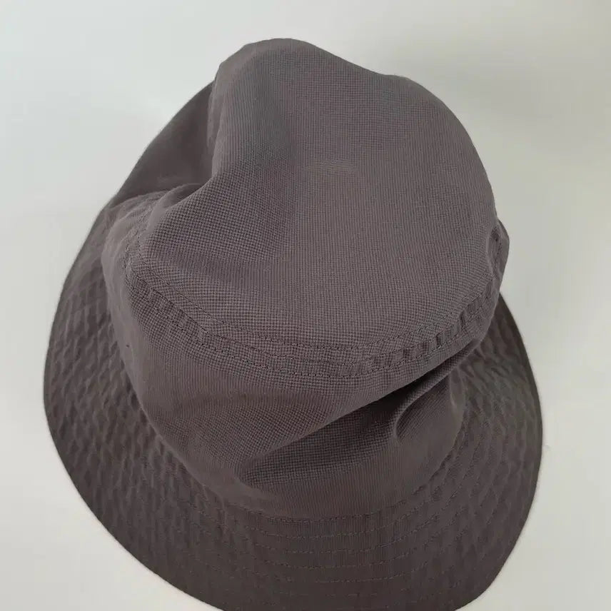 [BUNJANG] MUJI Chin Strap Safari Bucket Hat Charcoal Stone Free Size / 무인양품 MUJI 턱끈 사파리 버킷햇 차콜스톤 56.5-59cm