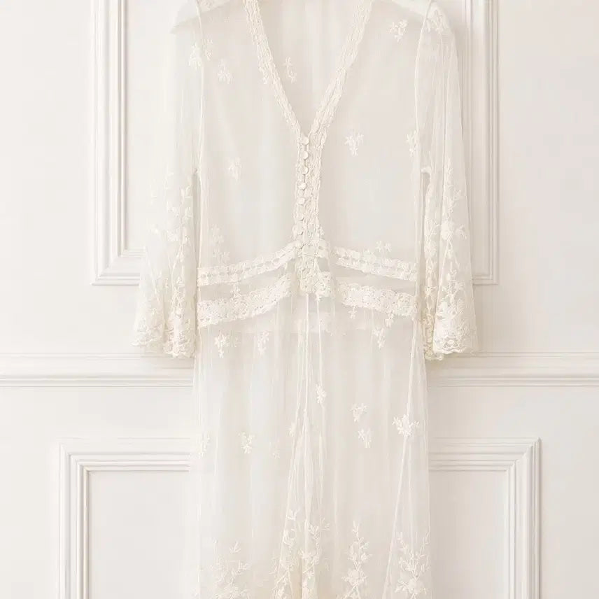 [BUNJANG] Vintage Japanese Embroidered Lace See-through Long Robe Cardigan / 일본 빈티지 자수 레이스 시스루 롱 로브 가디건 vintage robe
