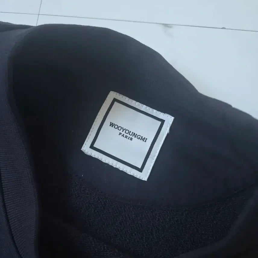 [BUNJANG] Wooyoungmi Navy Short Sleeve Sweatshirt Size 50 / 우영미 반팔 맨투맨 팝니다.