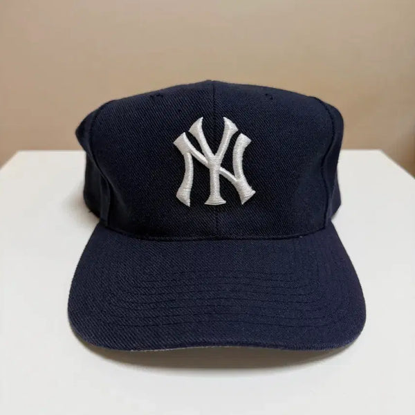 [BUNJANG] Vintage 90s New York Yankees G Cap / 90s 빈티지 뉴욕양키스 모자