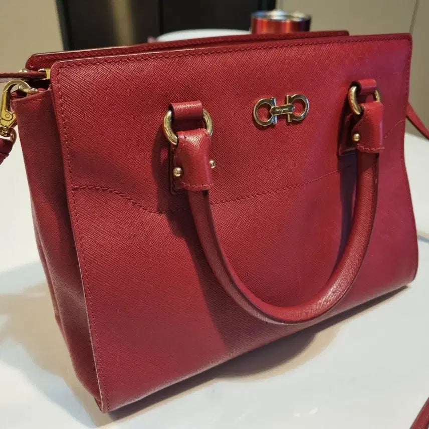 [BUNJANG] Ferragamo Gancini Tote Bag + Shoulder Bag (Red) / 정품 페레가모 간니치 토트백 + 숄더백 레드