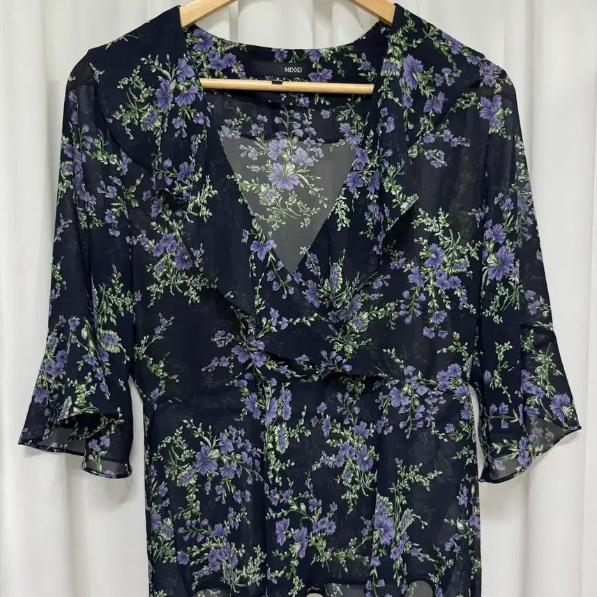 [BUNJANG] MIXXO Black Floral Pattern Chiffon Blouse / MIXXO 미쏘 블랙 플라워패턴 쉬폰 블라우스
