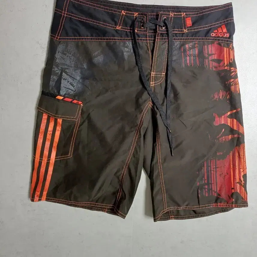 [BUNJANG] Adidas Men's Beach Shorts / 남성 아디다스 비치반바지 (29-31)